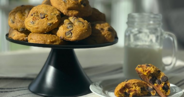 Pumpkin Chocolate Chip Cake Cookies