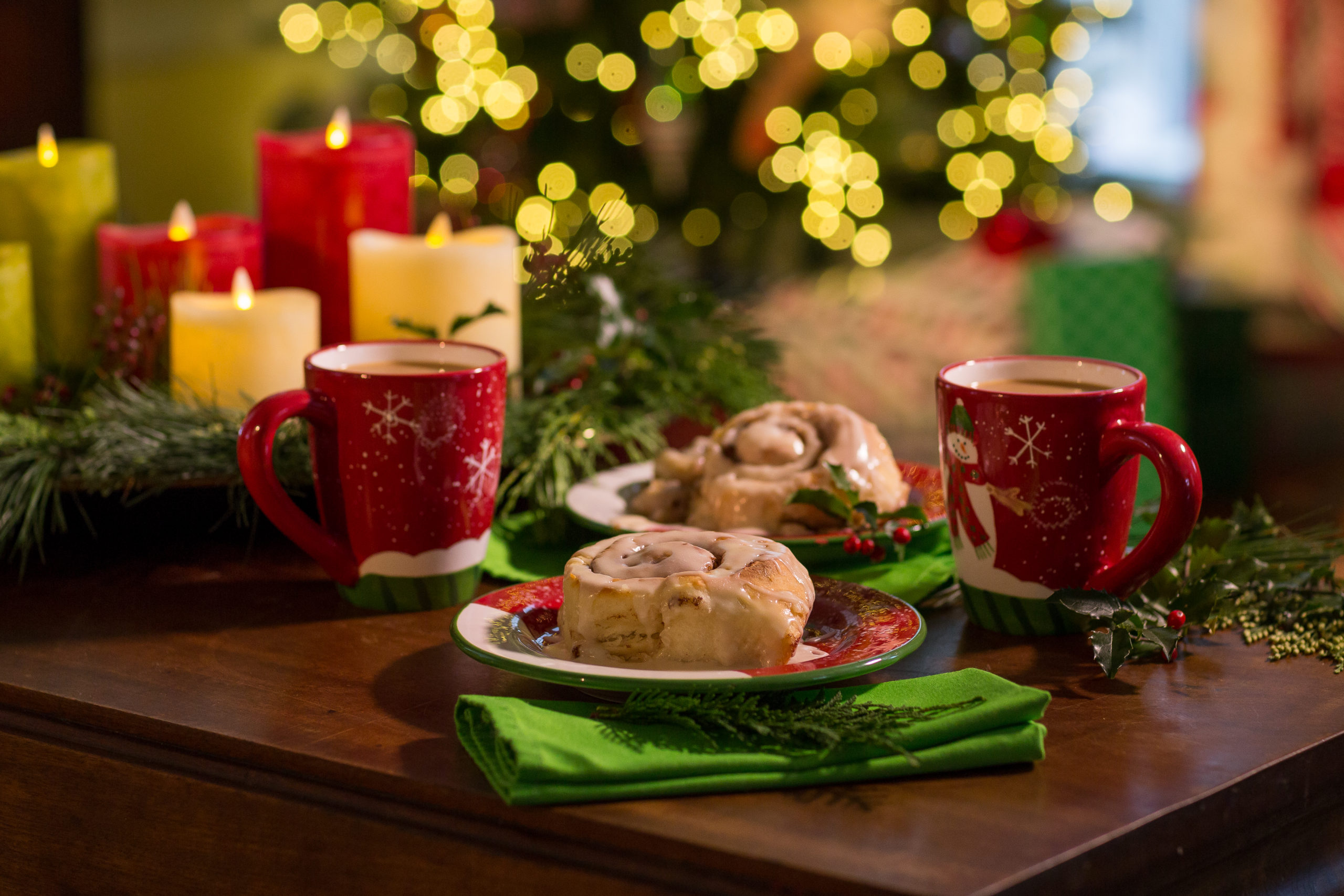 Christmas Morning Cinnamon Rolls