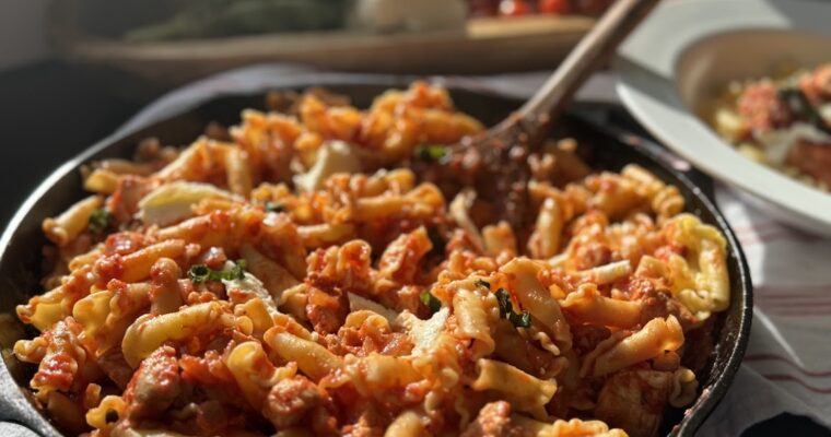 Quick and Easy Chicken Mozzarella Pasta