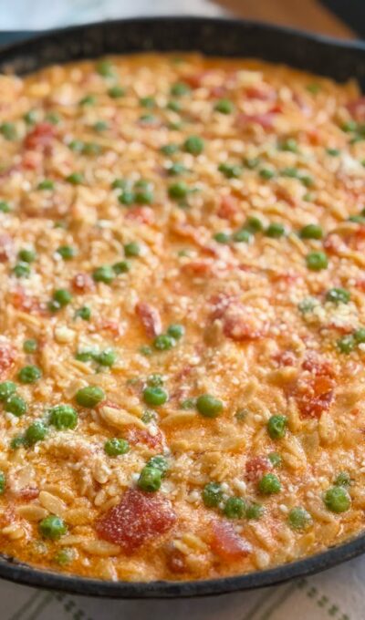 Creamy Orzo with Tomatoes and Peas