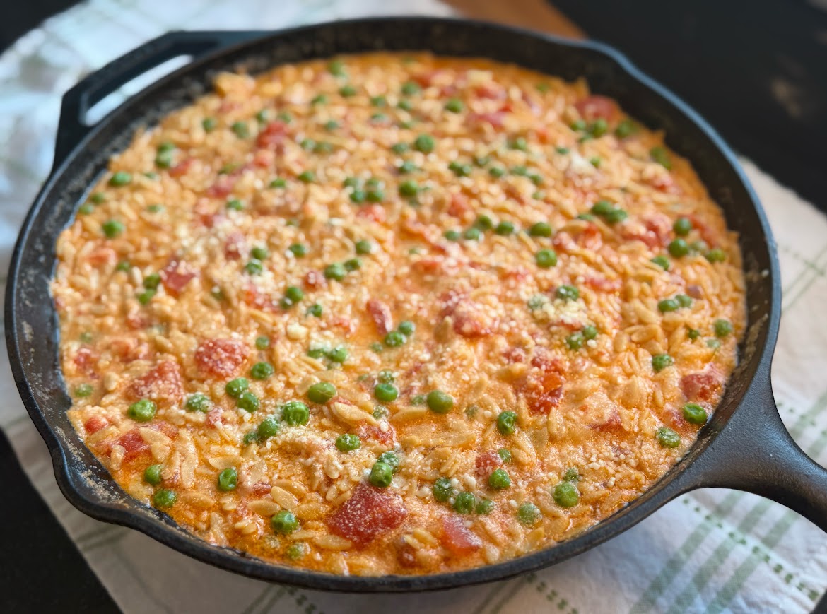Creamy Orzo with Tomatoes and Peas